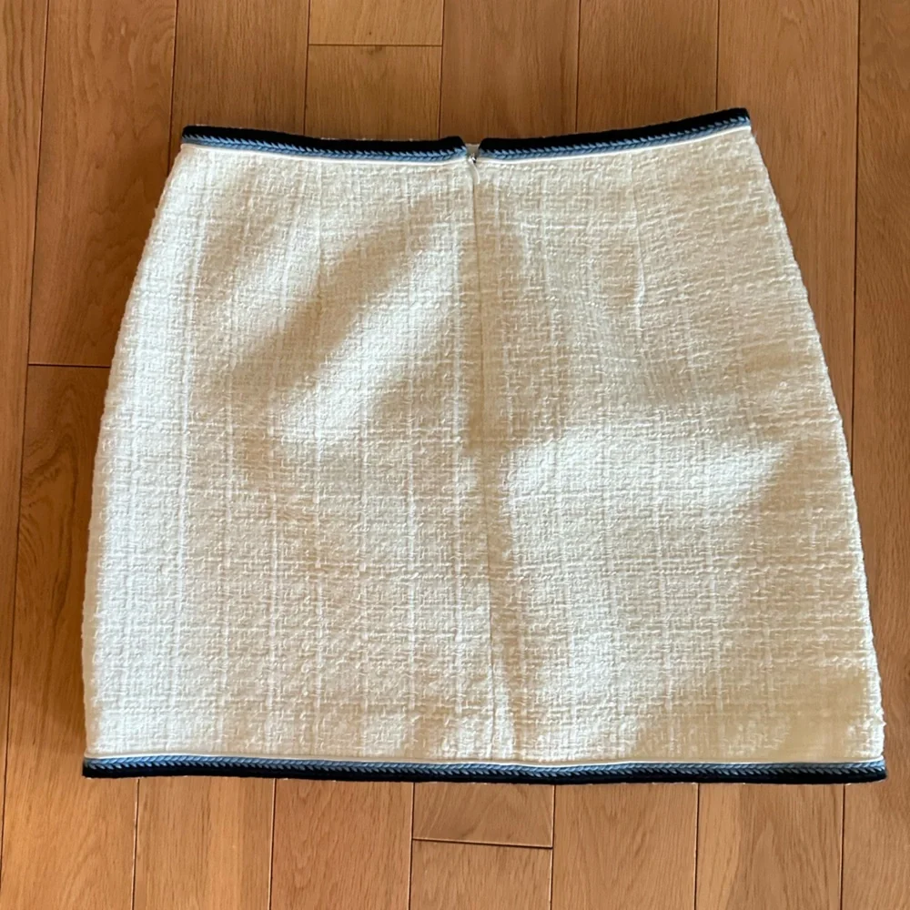 VERONICA BEARD Ohemia Cotton-blend Tweed Mini Skirt Size 4 White NWOT - Picture 6 of 9